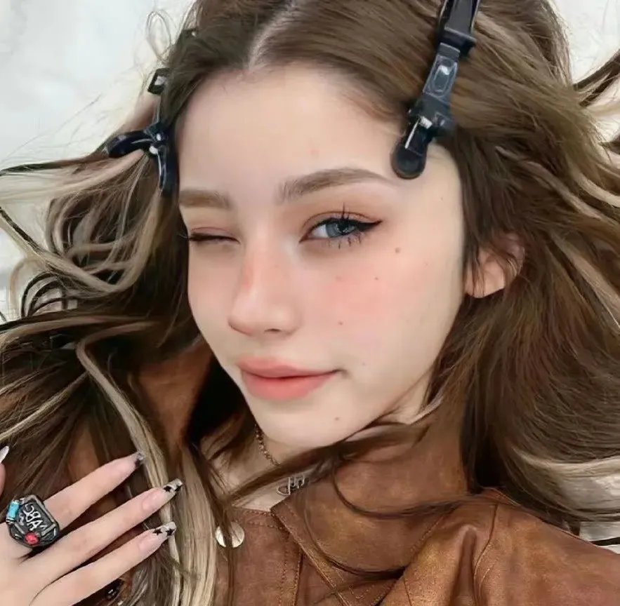 白色荣光